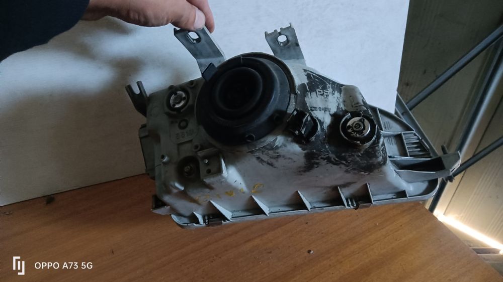 Farol Honda Civic eg5 ótica esquerda
