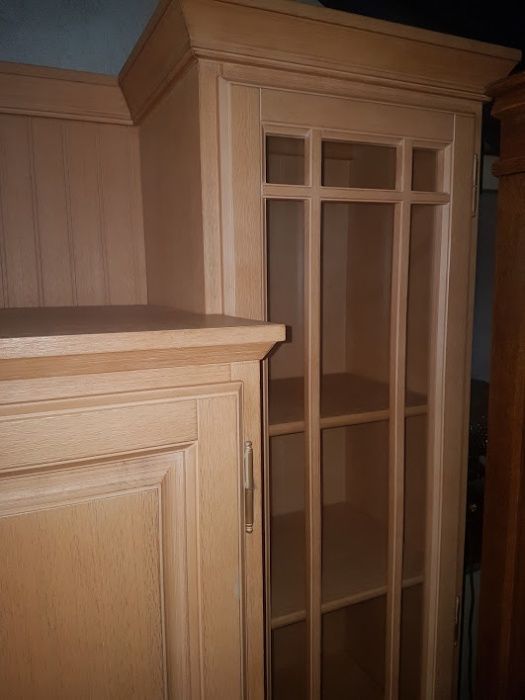 Segment meblościanka dębowa z Niemiec kredens dębowy bieliźniarka !!