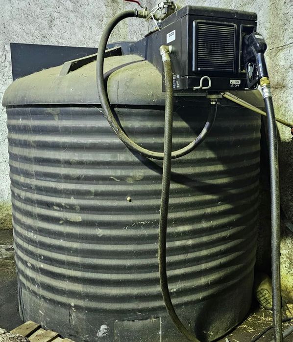 Depósito de gasóleo 10.000L
