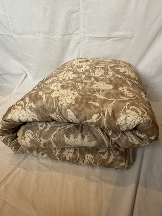 Ковдра з синтепоновим наповнювачем