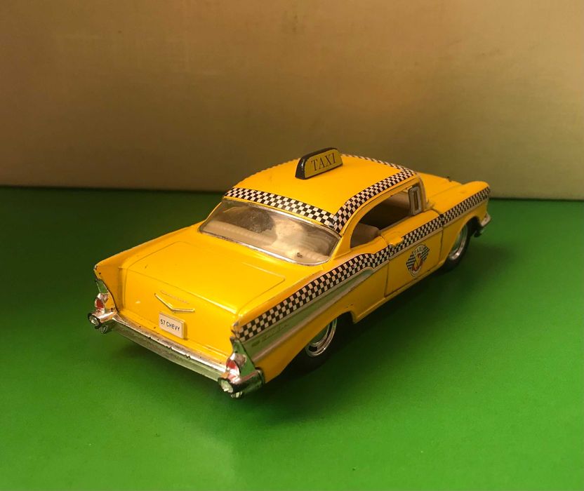 Продам Машинка Chevrolet Taxi
