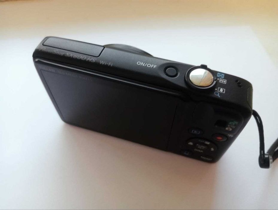 Canon SX600 HS WiFi NFC, 18x zoom, PC2071