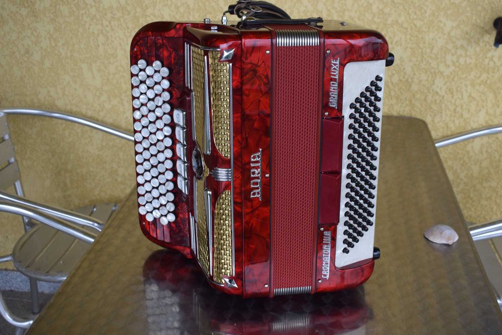 Acordeao Adria Cromton Grand Lux 3 Voz N . 94