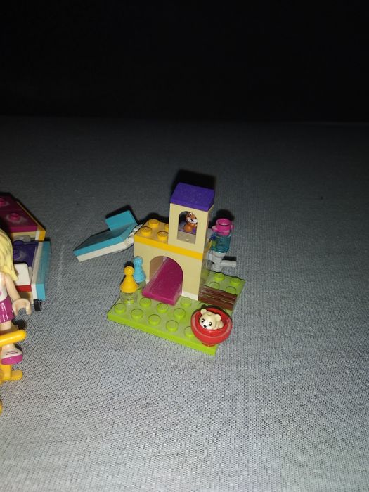 Klocki LEGO friends imprezowy pociąg