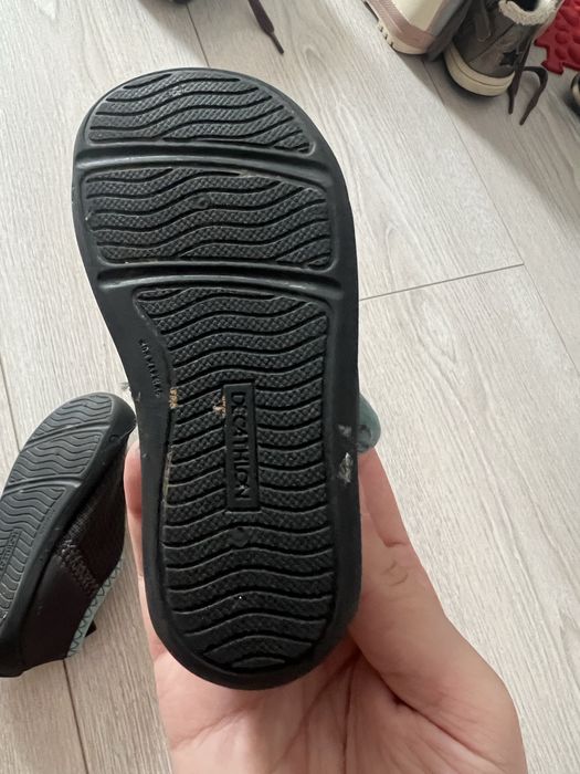 Дитяче взуття для пляжу/каміння Decathlon на ніжку 12,5 см