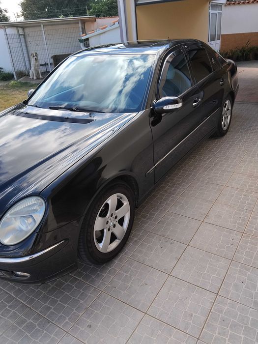 Mercedes E220  W211