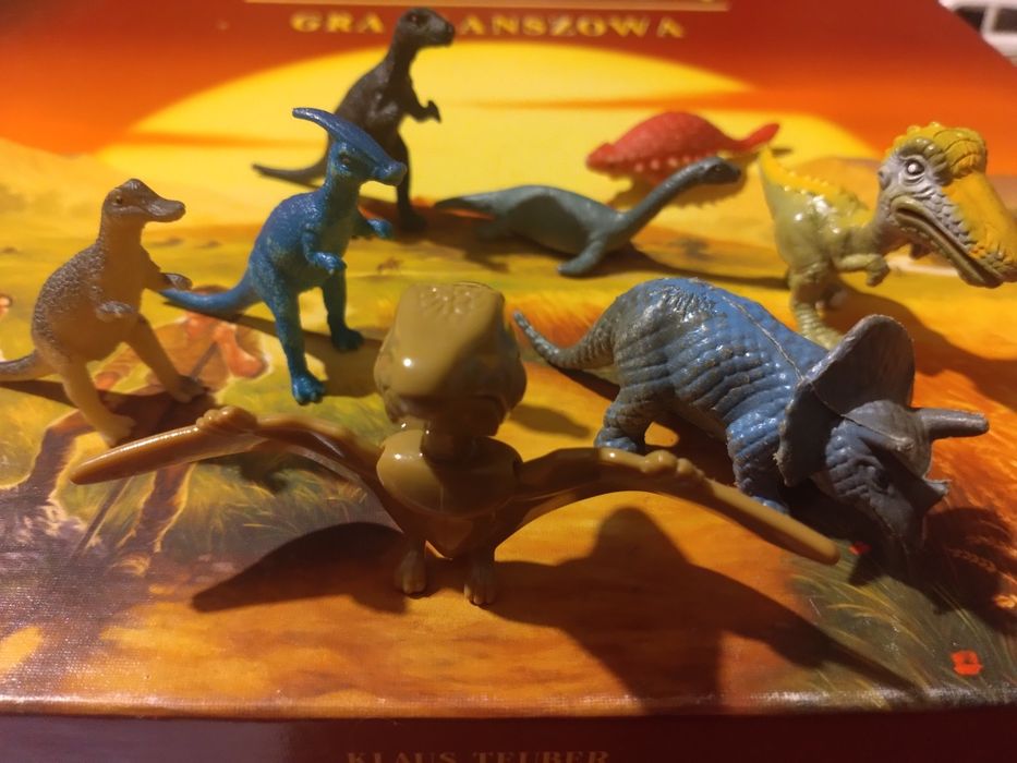 Dinozaury figurki