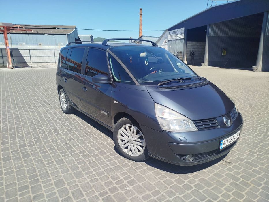 Автомобіль Renault 2005