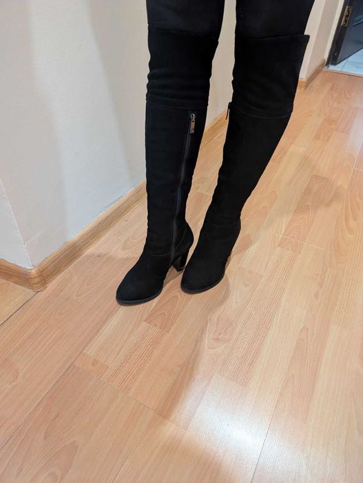 Жіночі зимові замшеві чоботи