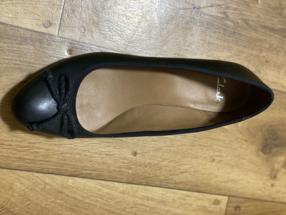 Туфлі Clarks на танкетці