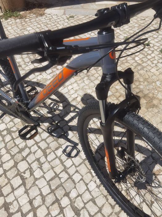 Bicicleta Deed Hoop 29 cinza