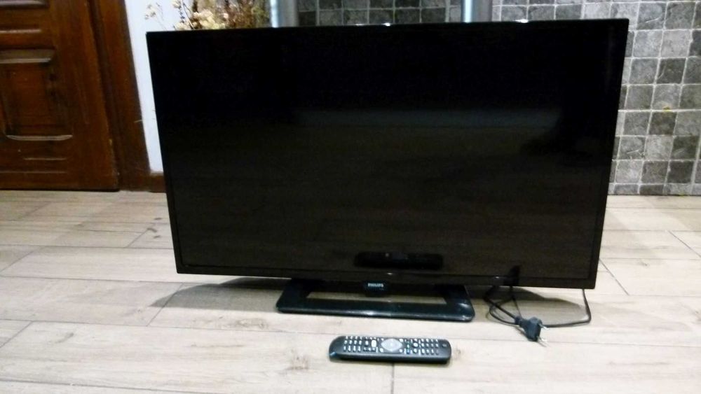 Telewizor Philips 32PHH4100 88 LED HDMI + pilot SPRAWNY