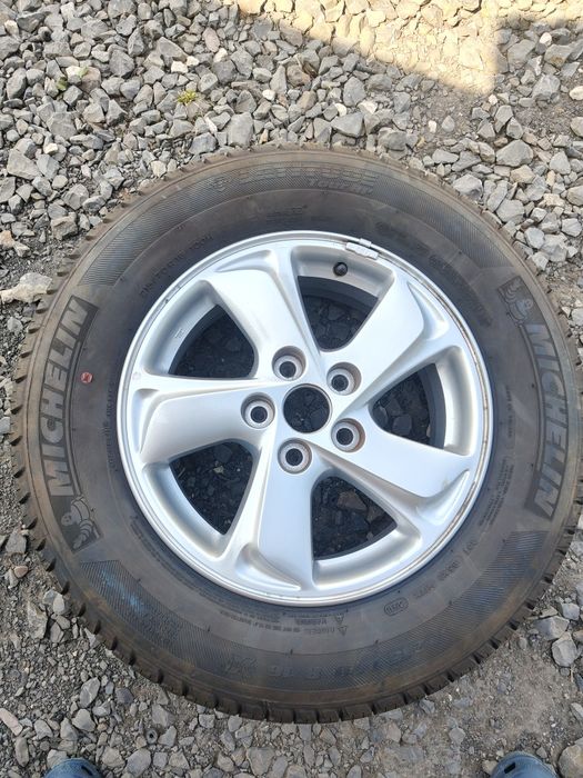 Koło zapasowe alufelga felga aluminiowa  Hyundai ix35 Kia sportage 5x114,3 215/70R16