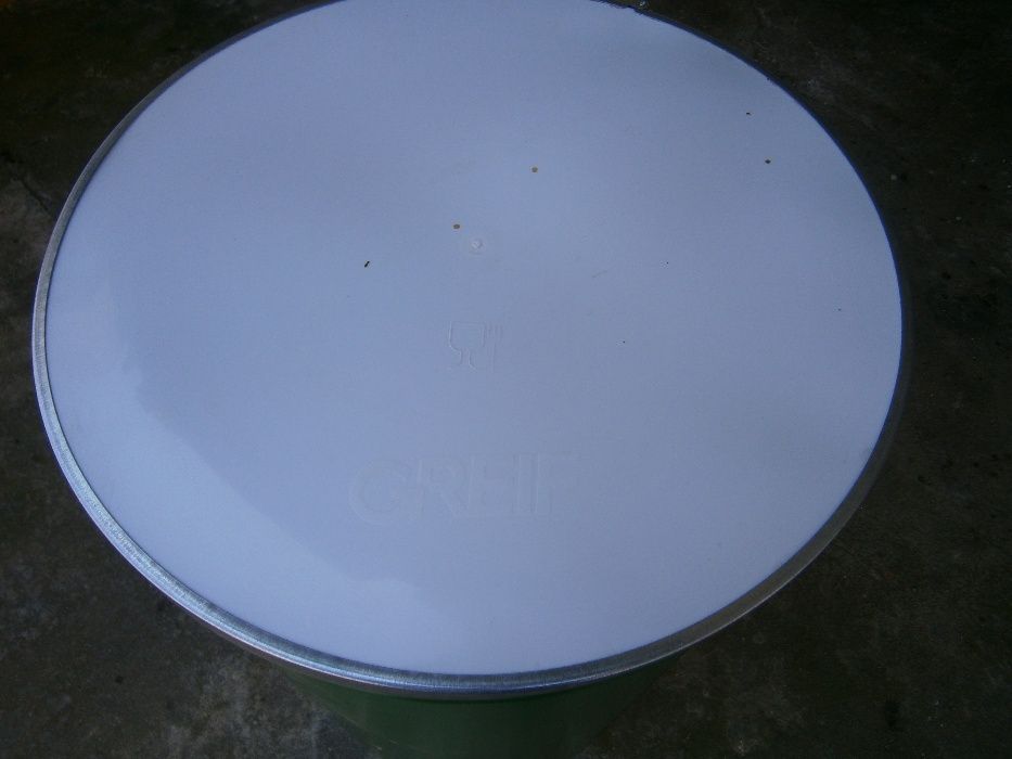 100 bidons alimentares de chapa 150 e 200L com ou sem torneira