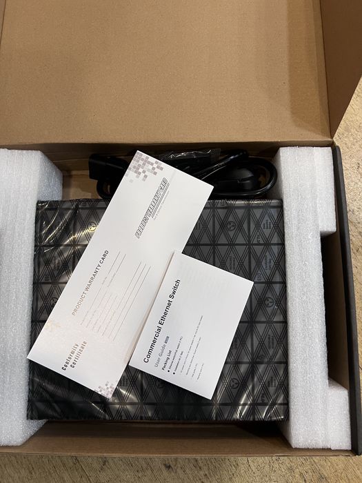 Switch PoE 16 Portas + 2 Uplink Gigabit | Modo Extend 250m 160W