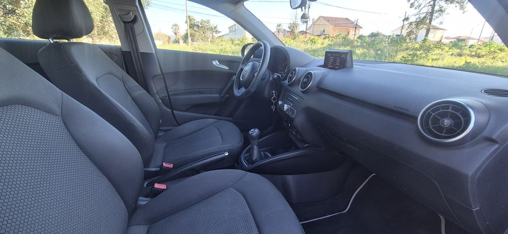 Audi A1 Sportback 1.6TDi de 2017 IMPECÁVEL!