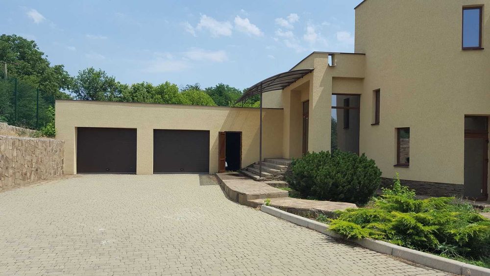 Продам загородный дом на берегу Днепра в селе Круглик