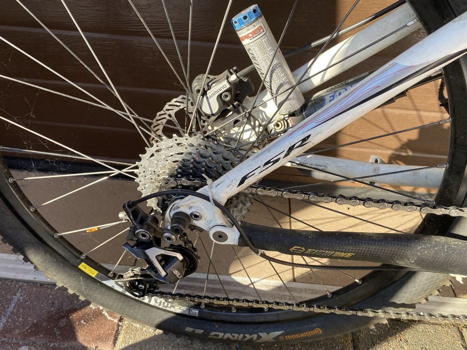 Specialized epic m5 brain marzocchi bomber shimano slx 1x10