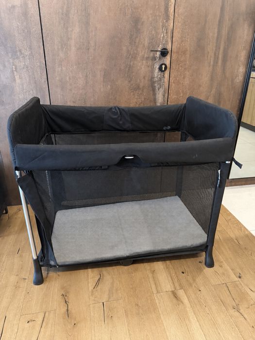Bugaboo Stardust – łóżeczko turystyczne z materacem i akcesoriami