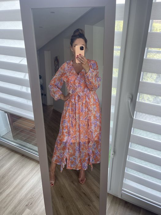 Piękna maxi długa sukienka w kwiaty XXL Bonprix