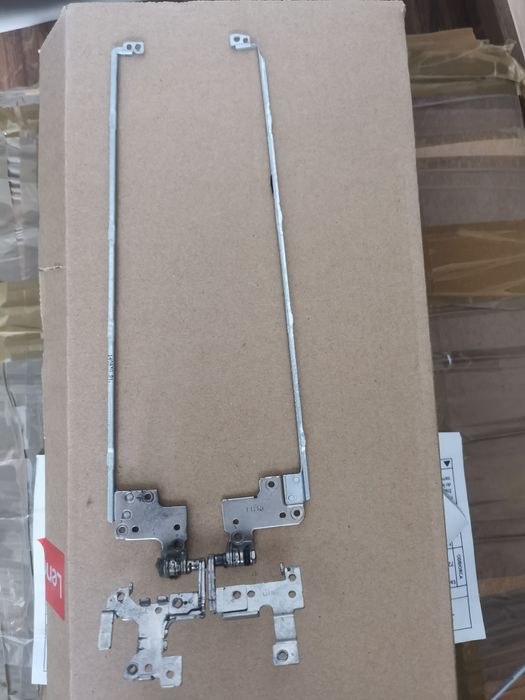 Zawiasy Dell 3521 lub 3527