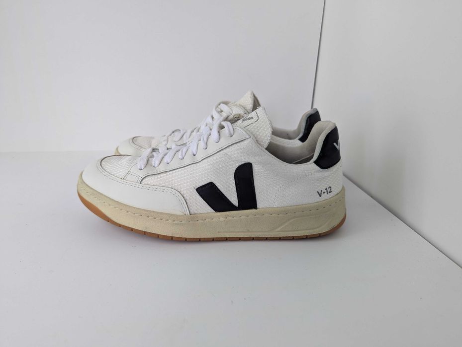 шкіряні кросівки Veja