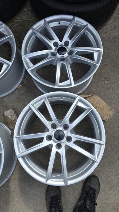 Felgi 18” 5x114,3 ET40 NOWE 64,1 – komplet