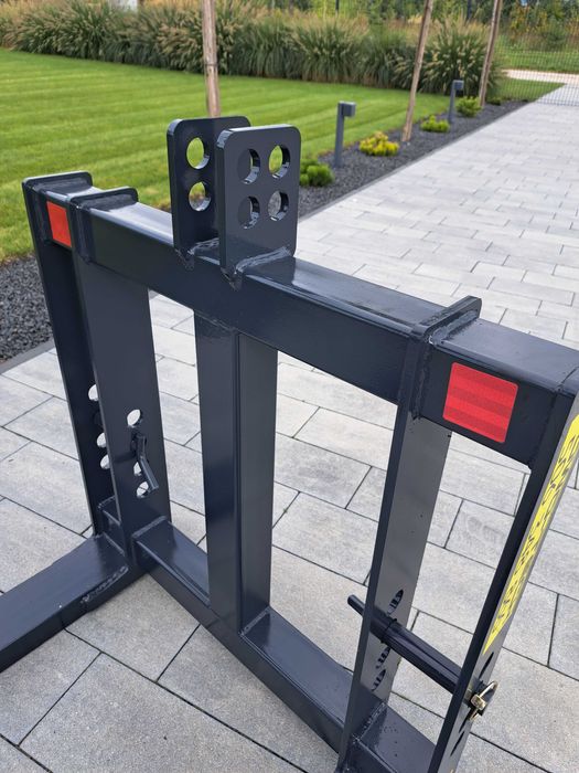 paleciak na tył ciągnika, widły do palet, 4 uchwyty mocujące, nowość