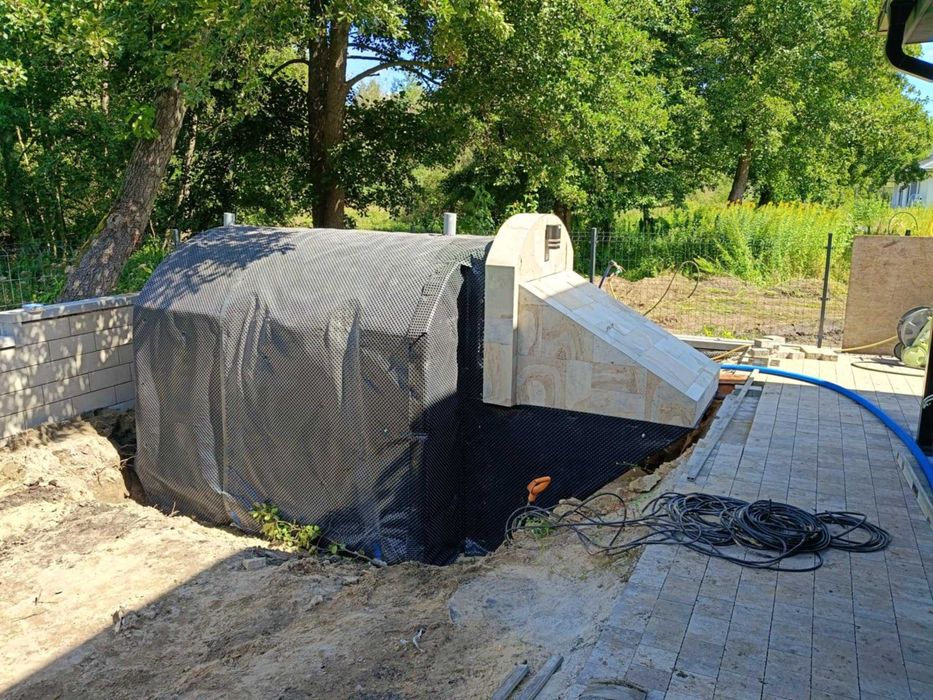 schron betonowy , piwniczka betonowa , ziemianka , piwnica , sauna ogrodowa