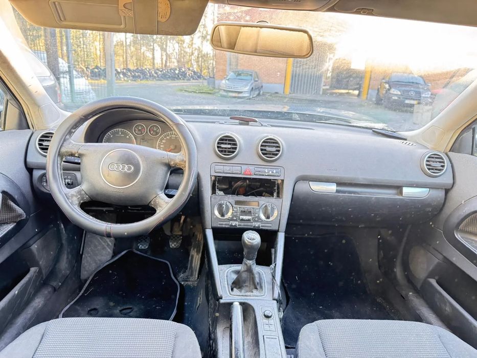 Para peças AUDI A3 (8P1)
