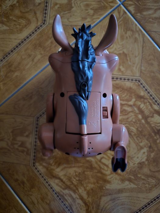 Figura pumba - Bandai 2006 (com som)