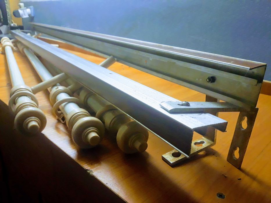 Карнизи:Пластик/Метал