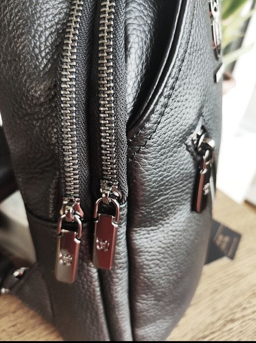 Сумка-Слинг мужская.   Натуральная кожа (Crazy Horse Leather). Черная.