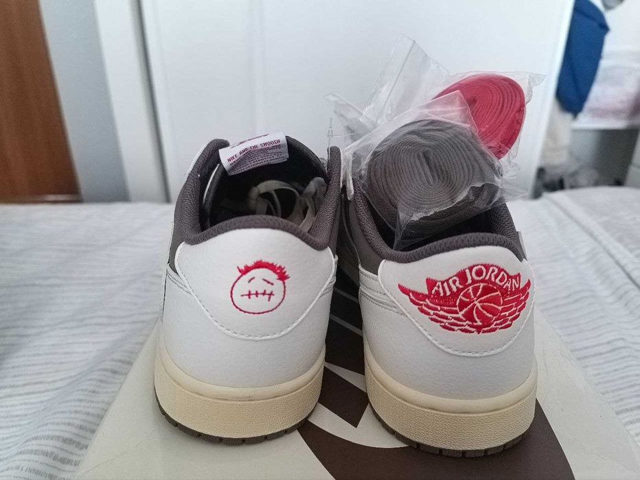 Mocha reversa - Jordan 1 OG Low x Travis Scott