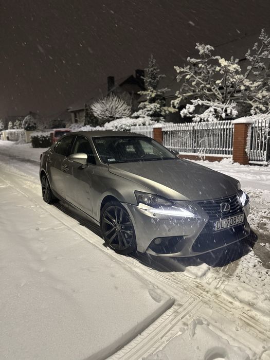 Lexus is300h hybryda sprawny jezdzacy FV23% rwd