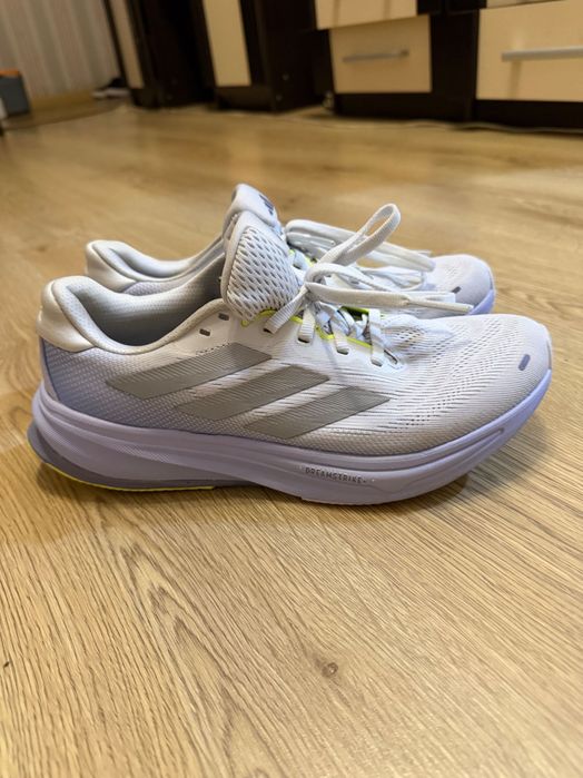 Кросівки  adidas dreamstrike,білі,розмір 39