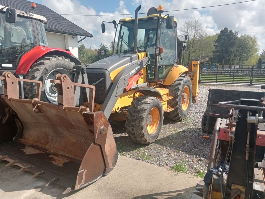 Volvo bl71.  Cat.jcb.