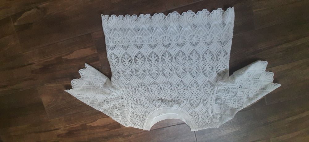 Top koronkowy damski