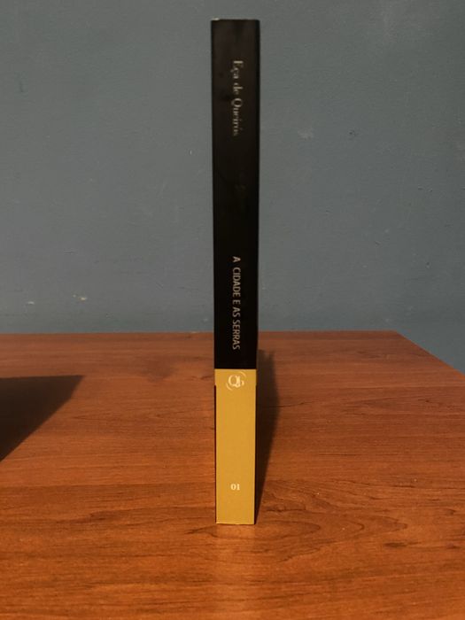 Eça de Queirós - A Cidade e as Serras