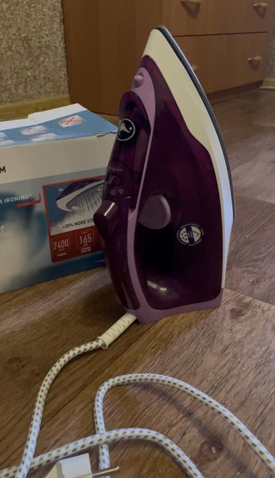 Праска Tefal, нова