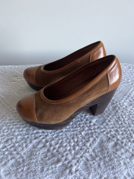 Sapatos de senhora cremes