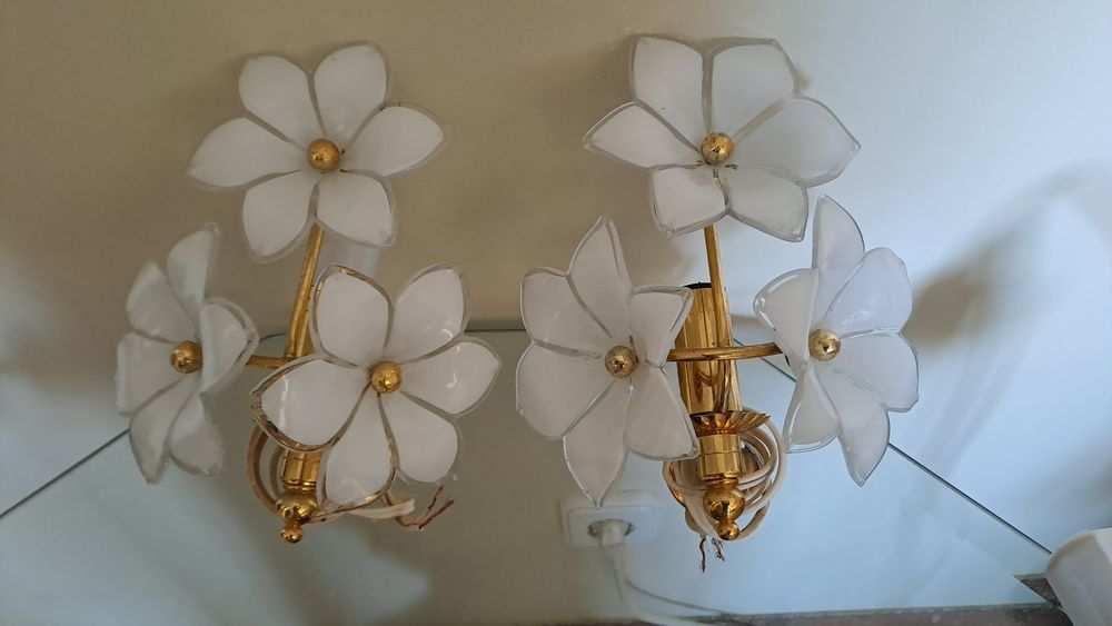Vendo apliques para wc ou outro fim.