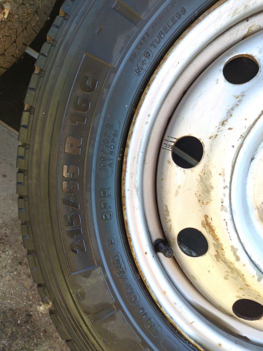 Michelin 215/65/16 з диском Michelin 6J16