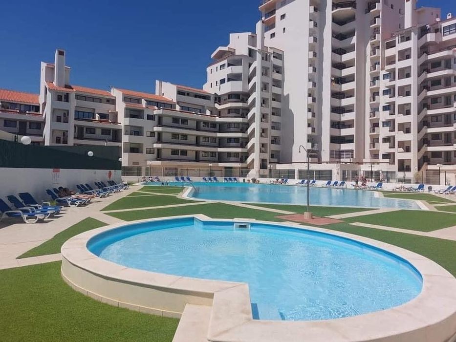 Apartamento T1 com A/C Piscina Varanda Vista Mar