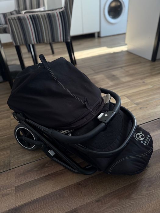 Cybex EEZY S2 PLUS W dobrym stanie, po jednym dziecku.