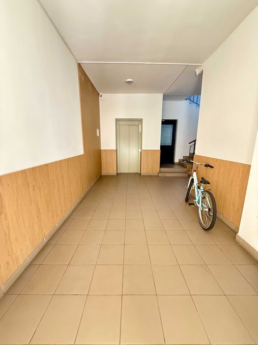 Продаж просторої 2-кімнатної квартири в Новобудові.