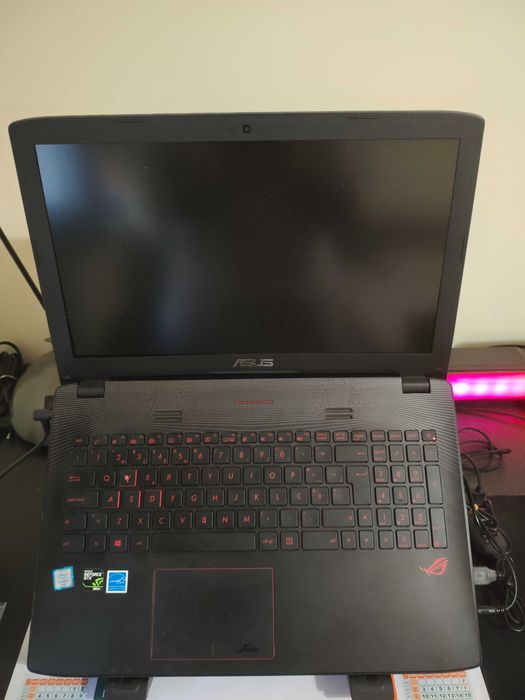 Portátil Gaming ASUS Rog