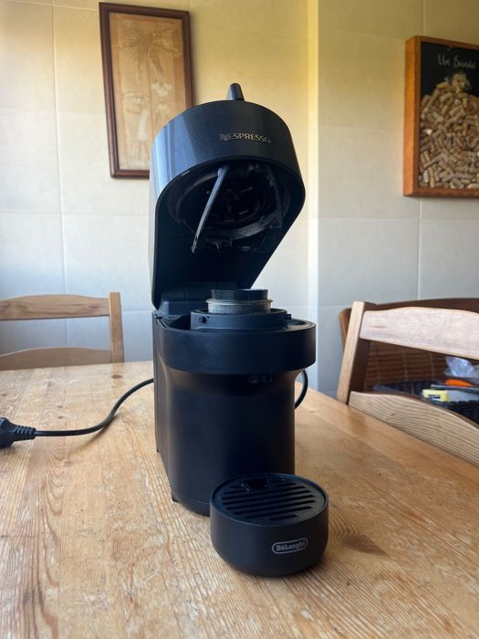 Máquina de café Nespresso Vertuo