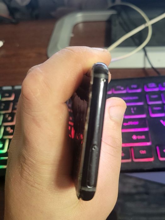 Самсунг s8 все працює