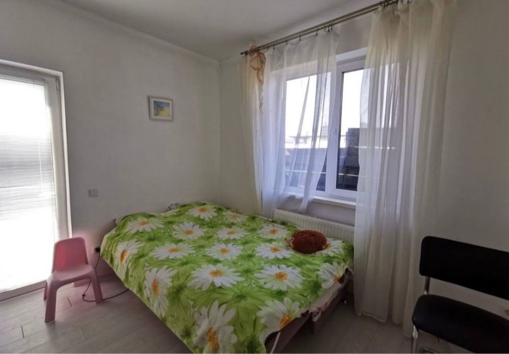 У продажі сучасний будинок з ремонтом